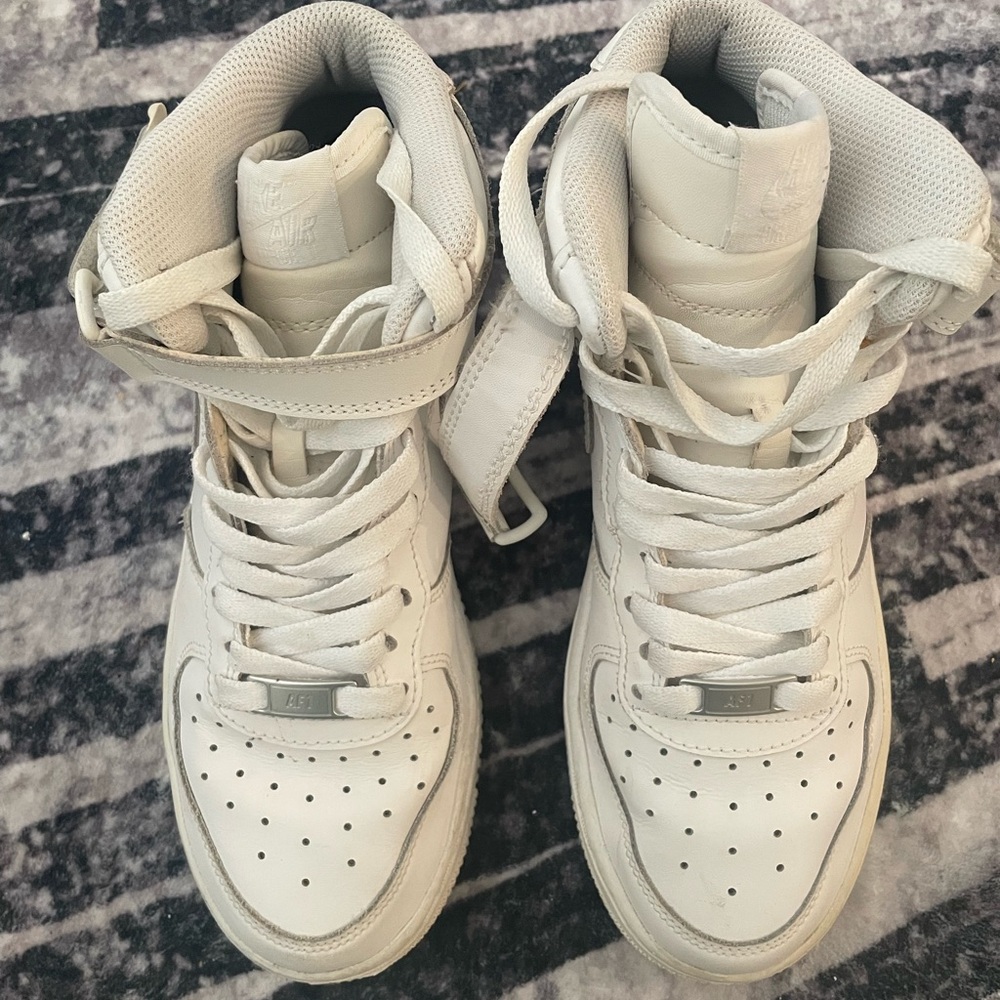Nike Air Force 1 High-Top Sneakers